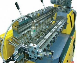 Слайд #2 | 20 мм двухшнековые экструдеры